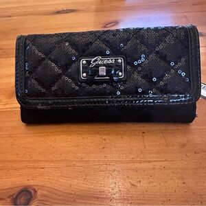 NWT Guess sequin bow wallet🎀